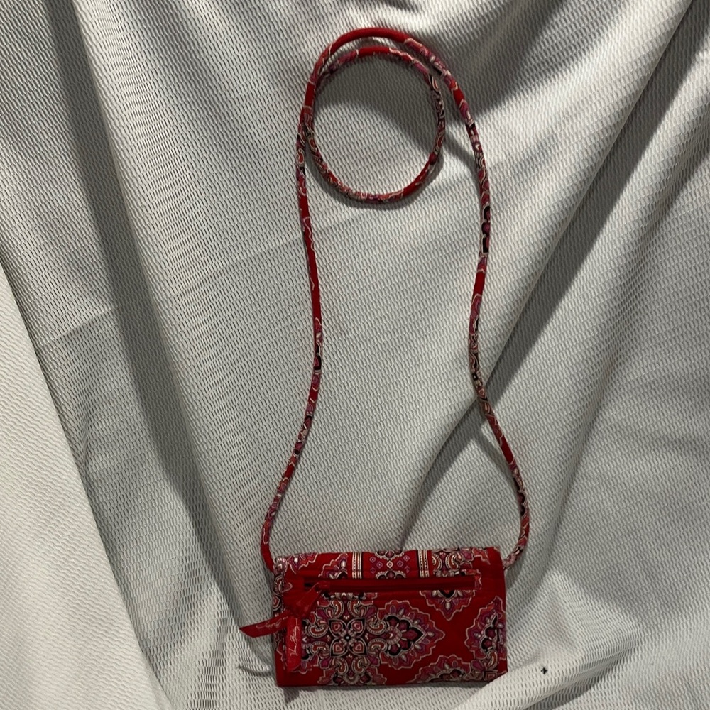 Vera Bradley Red Paisley Quilted Crossbody Bag - Picture 5 of 5